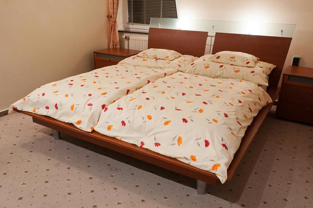 Deluxeapartman Apartamento Nyíregyháza Habitación foto